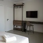 Domus Carulli 23 Pensión 3*