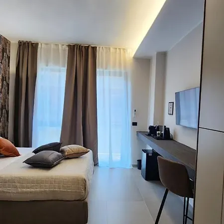 Domus Carulli 23 *