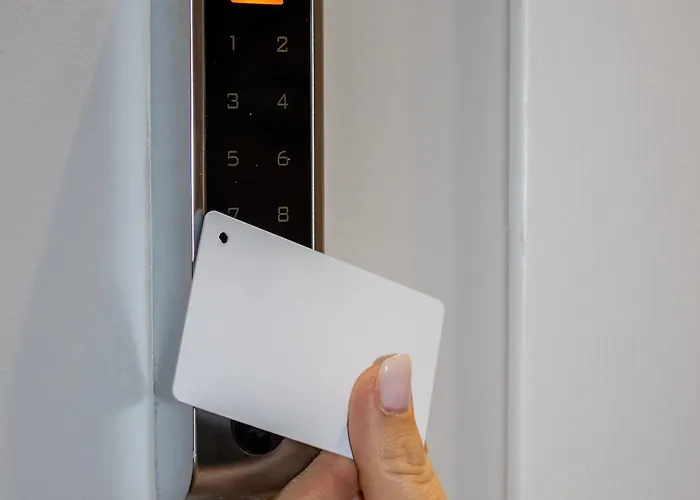 Πανσιόν Domus Carulli 23 3*